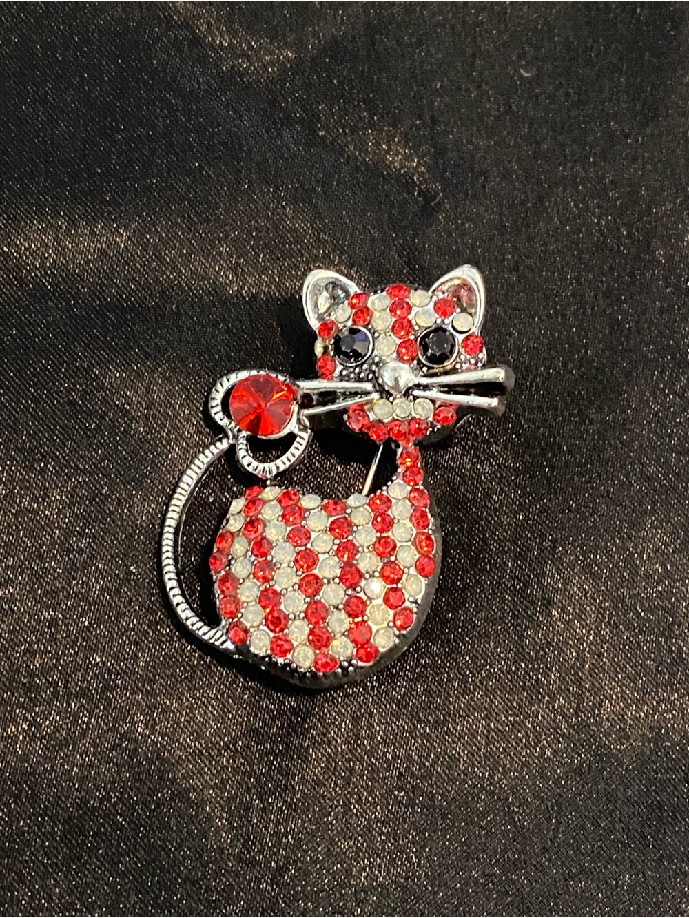 Red Crystal Cat Brooch Pin - Women Jewelry